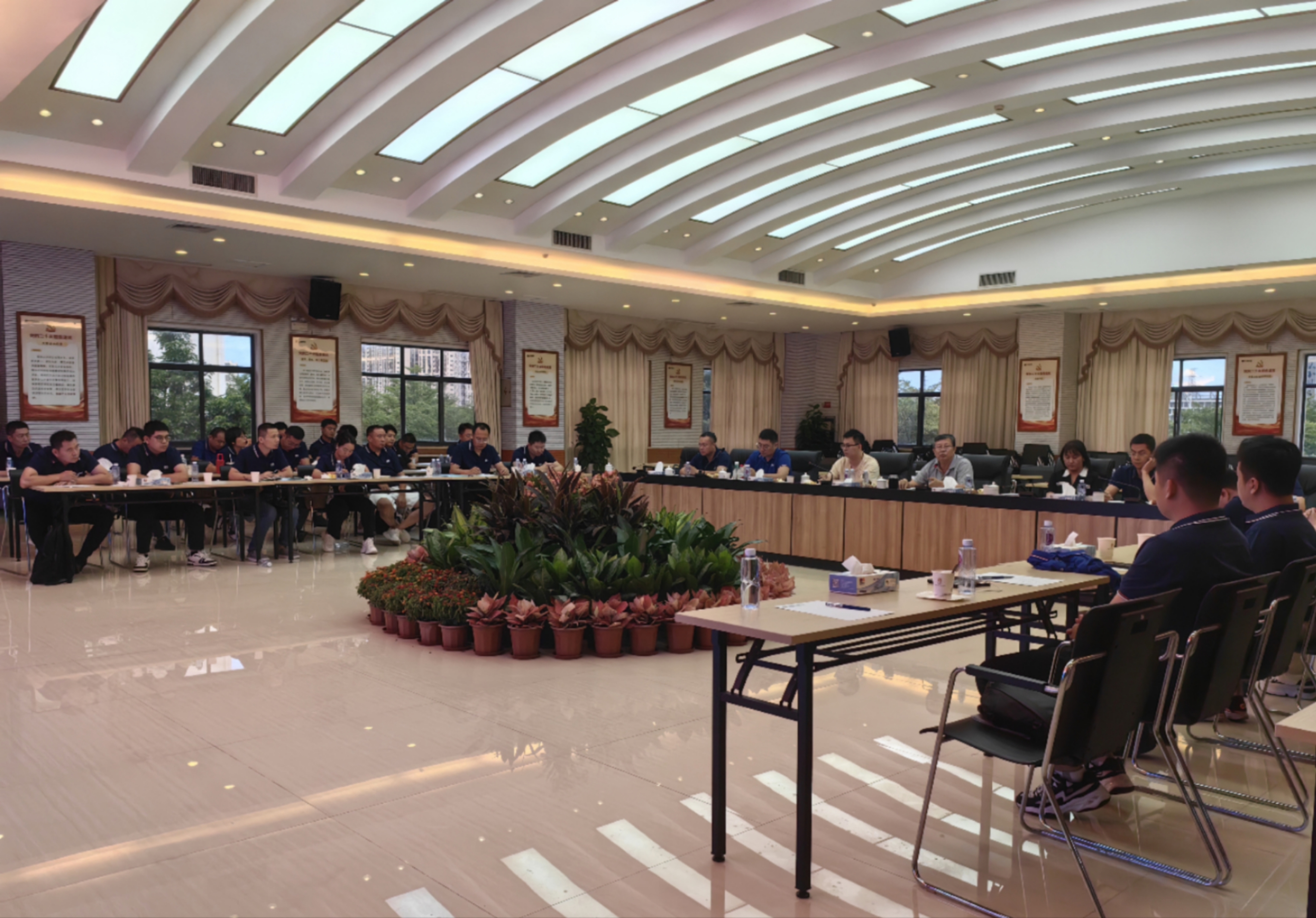 皇隆制藥 2024 年全國(guó)省區(qū)經(jīng)理半年工作會(huì)議順利召開(kāi)